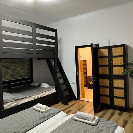 Apartament Corana Орадя Экстерьер фото